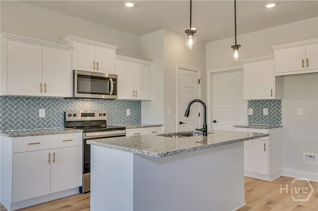 $358,400 | 329 Crosswinds Drive, Rincon, GA 31326