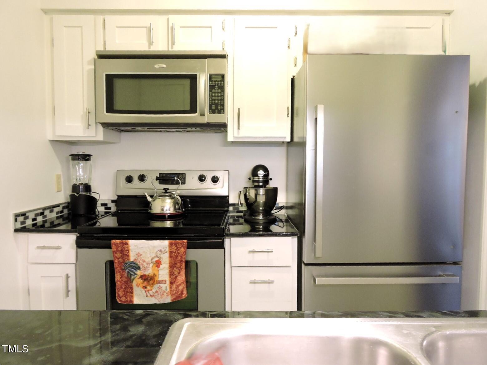 3365 Tarleton East, Unit E01 Durham, NC 27713 - Photo 10 of 21 Kitchen 3