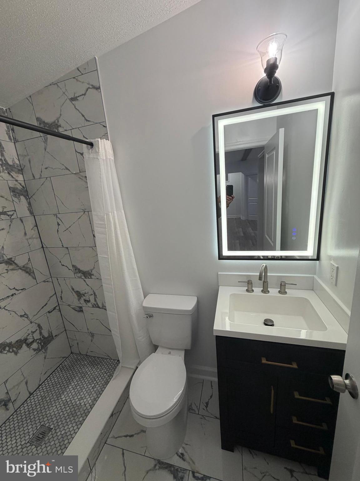 13577 Countyline Church Road Woodford, VA 22580 - Photo 29 of 35 Second full bath