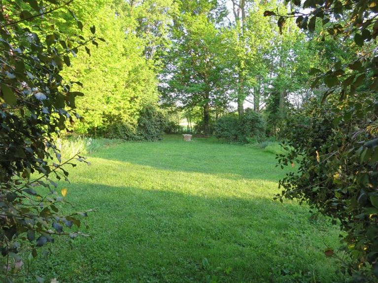705 Cynthiana Road Paris, KY 40361 - Photo 4 of 21 Photo 4