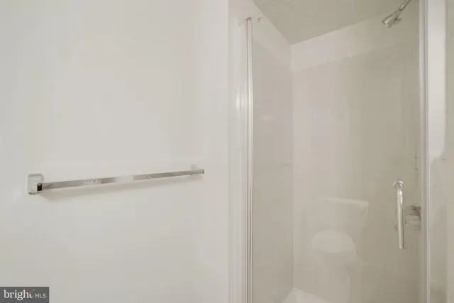 $3,250 | 6515 Field Master Drive, Springfield, VA 22152