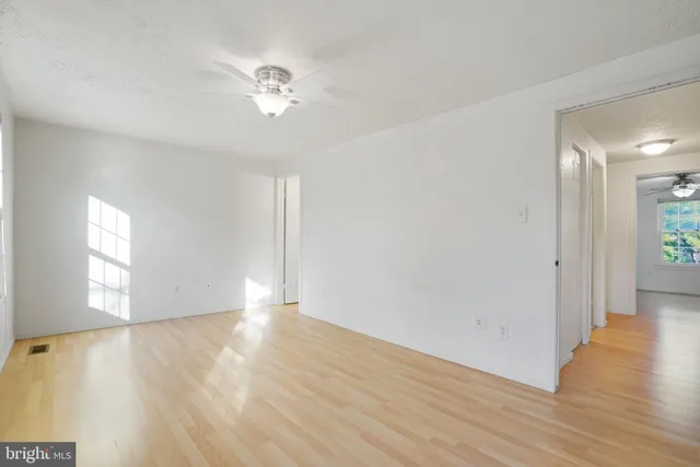 $3,250 | 6515 Field Master Drive, Springfield, VA 22152