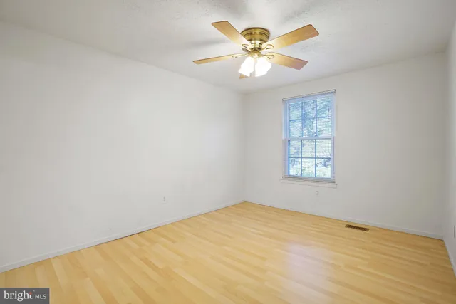 $3,250 | 6515 Field Master Drive, Springfield, VA 22152