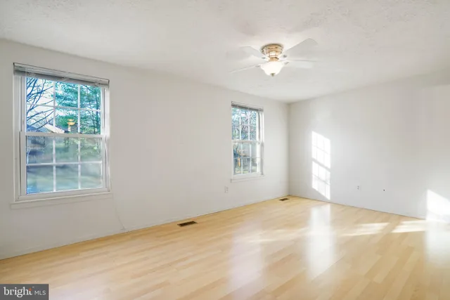 $3,250 | 6515 Field Master Drive, Springfield, VA 22152