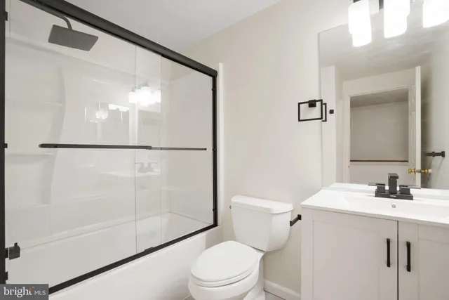 $3,250 | 6515 Field Master Drive, Springfield, VA 22152