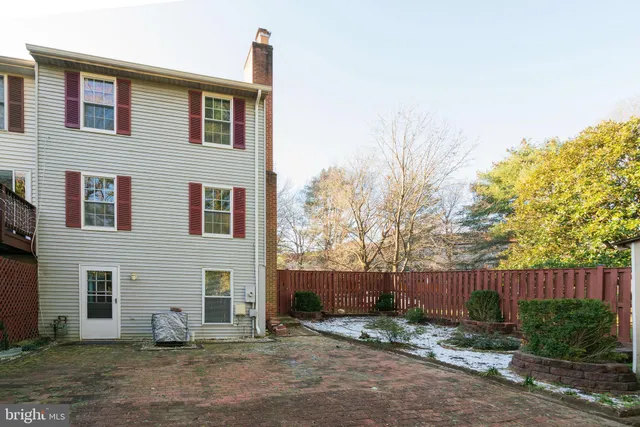 $3,250 | 6515 Field Master Drive, Springfield, VA 22152