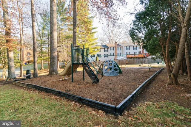 $3,250 | 6515 Field Master Drive, Springfield, VA 22152