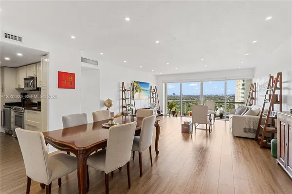 $4,400 | 2451 Brickell Avenue, Unit PHL, Miami, FL 33129