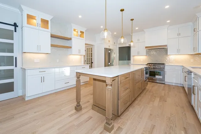 $2,499,900 | 6 Briar Lane, Natick, MA 01760