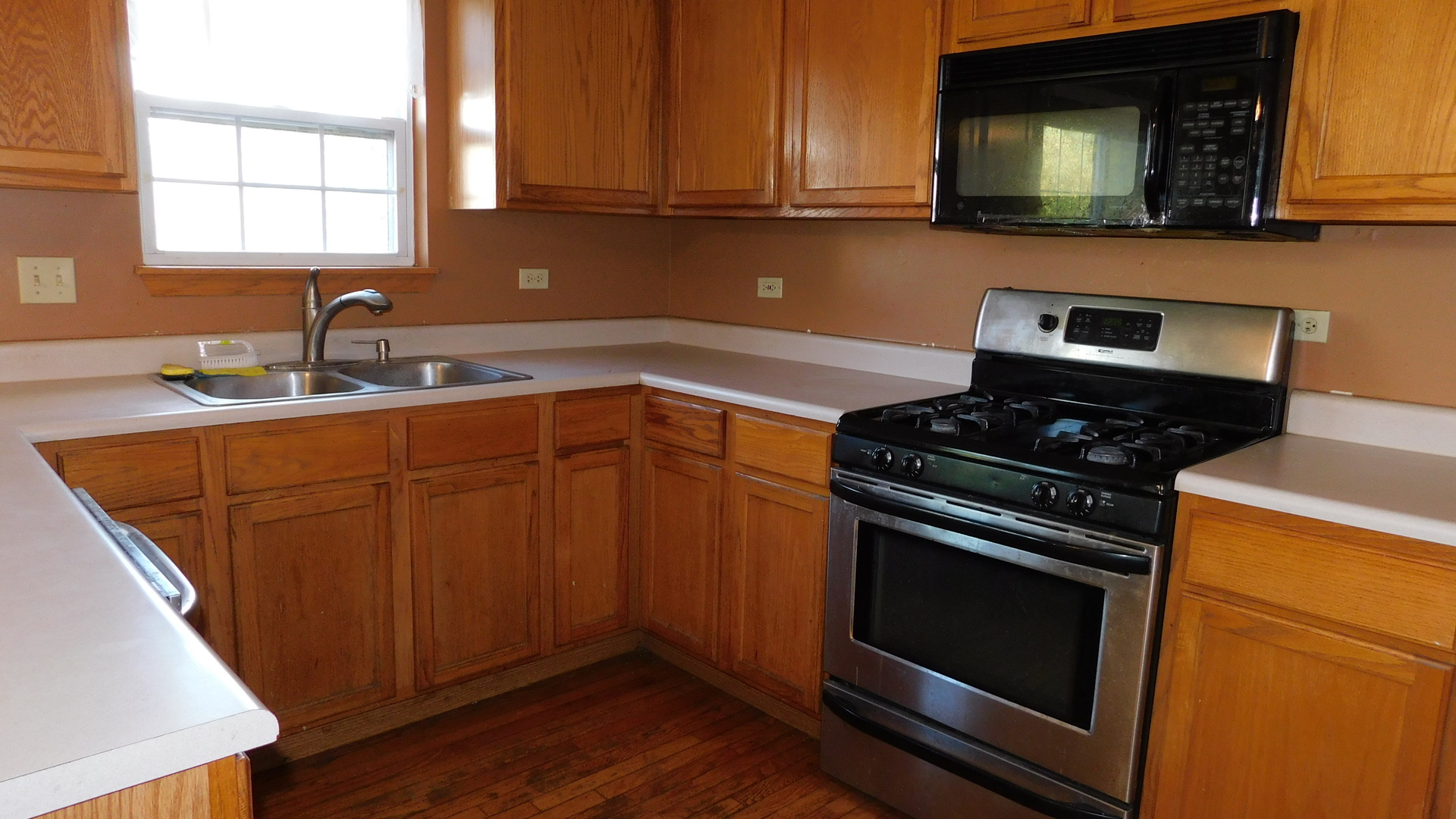 1802 Prairie Ridge Drive Plainfield, IL 60586 - Photo 10 of 26