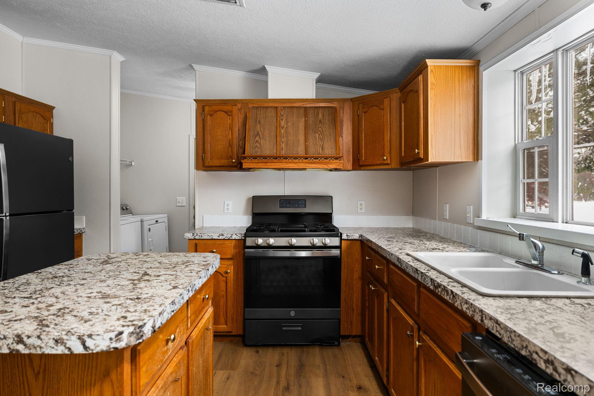 2836 Lone Pine Road Gaylord, MI 49735 - Photo 5 of 43 25-web-or-mls-CAG_1528.jpg