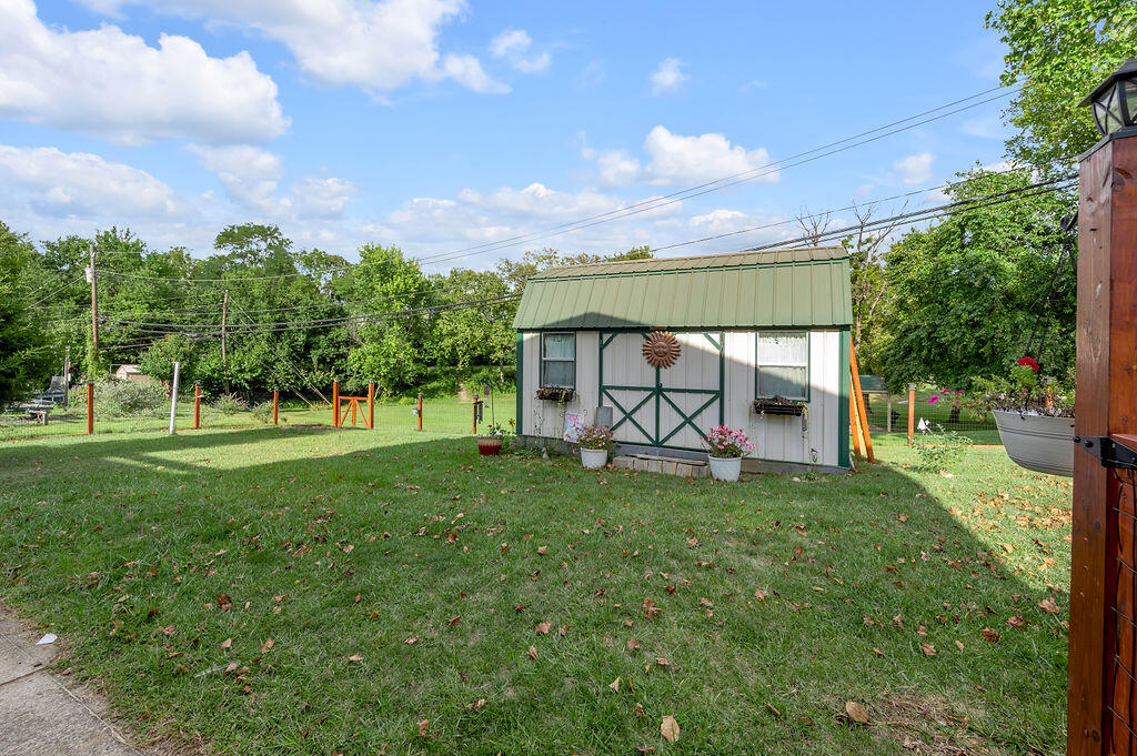 113 Holiday Road Winchester, KY 40391 - Photo 6 of 48 TDB_5371