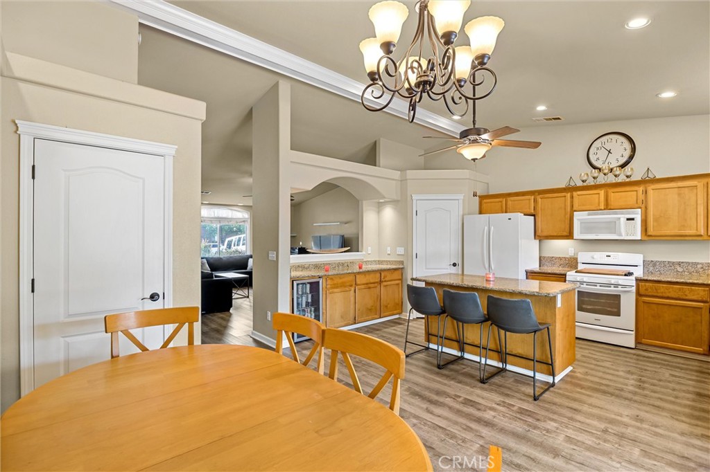 1410 Crosspoint Way Red Bluff, CA 96080 - Photo 9 of 31