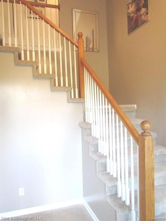 3609 Oakmonte Boulevard Rochester, MI 48306 - Photo 2 of 29