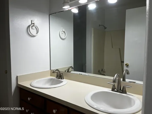 $1,155 | 131 Twin Wood Drive, Havelock, NC 28532