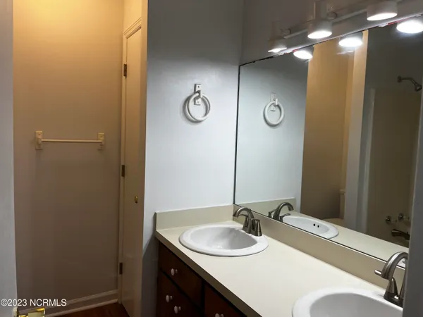 $1,155 | 131 Twin Wood Drive, Havelock, NC 28532