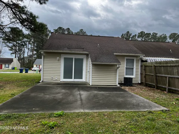 $1,155 | 131 Twin Wood Drive, Havelock, NC 28532