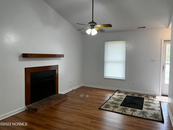 $1,155 | 131 Twin Wood Drive, Havelock, NC 28532