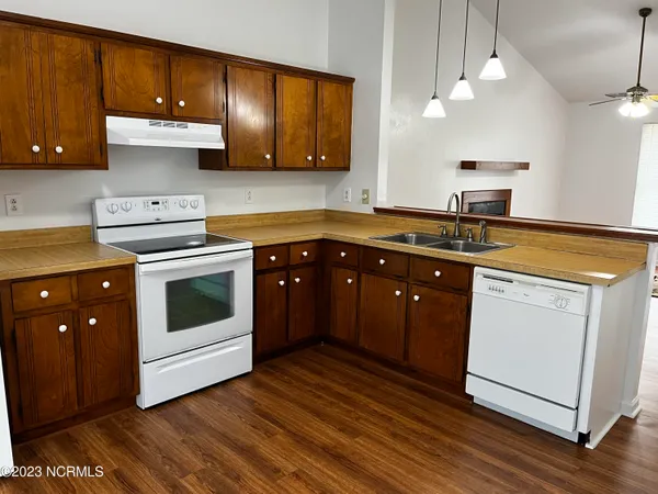 $1,155 | 131 Twin Wood Drive, Havelock, NC 28532