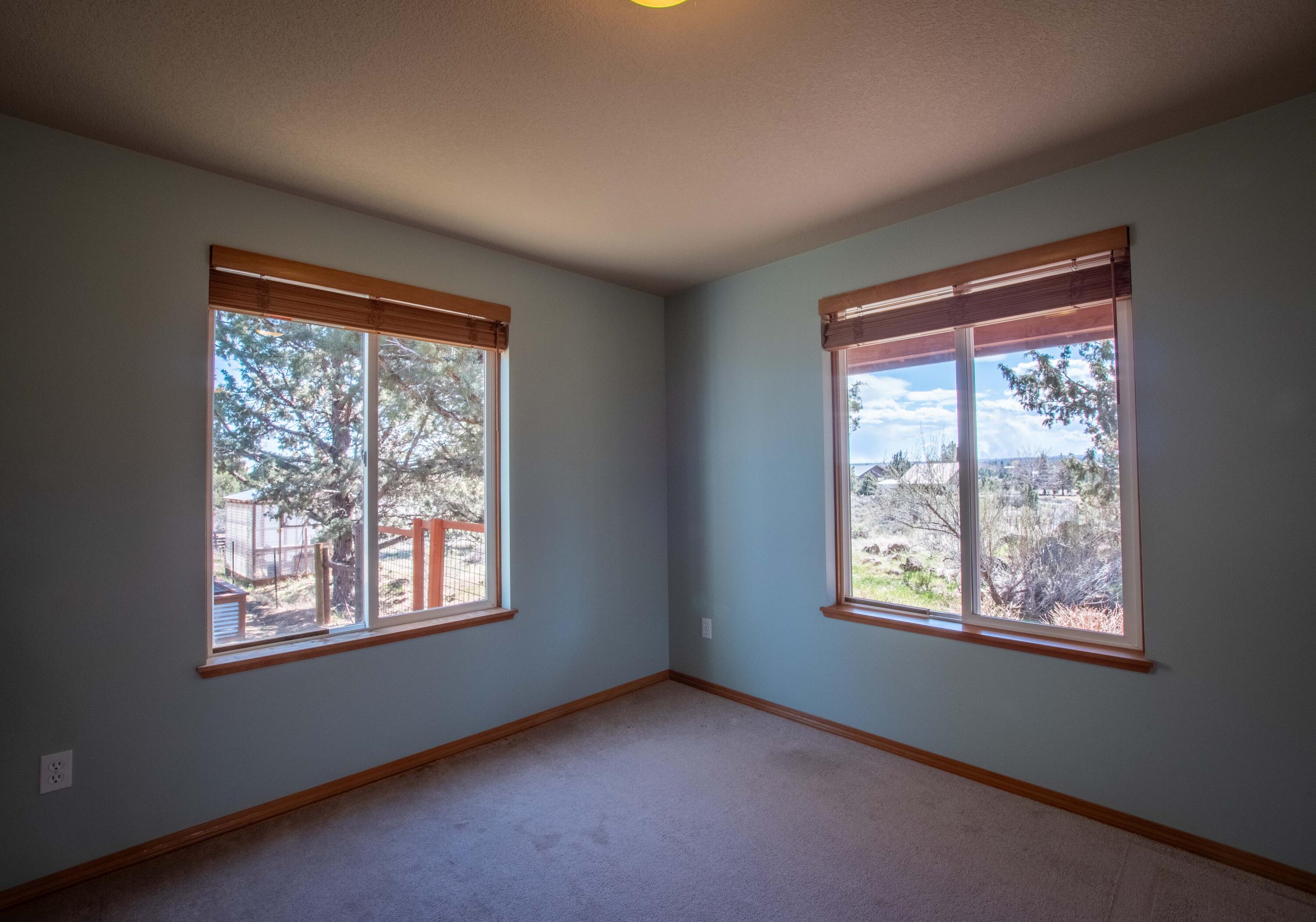 60965 Ward Road Bend, OR 97702 - Photo 21 of 50 60965-WARD-RD-SML-32