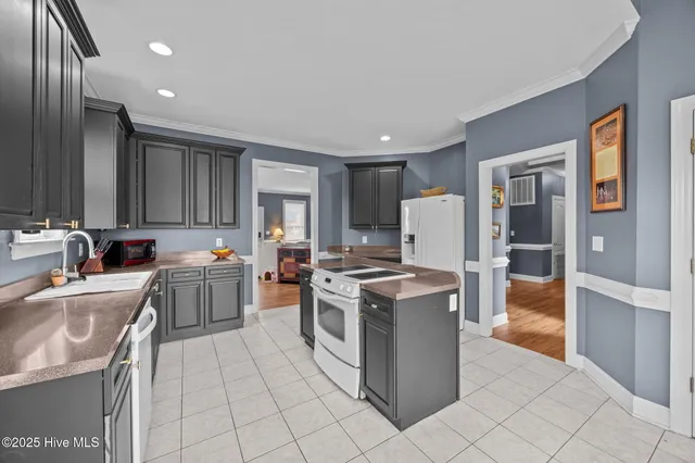 $413,500 | 2616 Spring Creek Drive, Grimesland, NC 27837