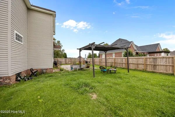 $390,000 | 2616 Spring Creek Drive, Grimesland, NC 27837