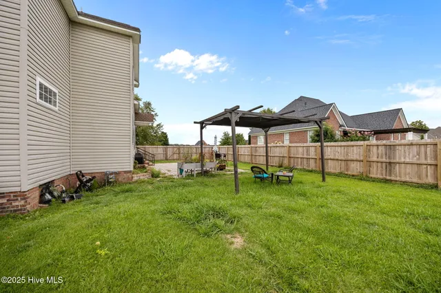 $413,500 | 2616 Spring Creek Drive, Grimesland, NC 27837