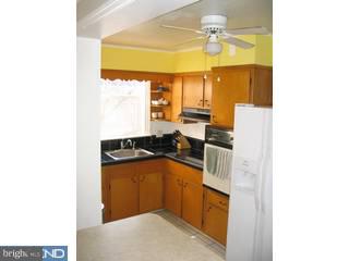 113 Ashton Road Upper Darby, PA 19082 - Photo 3 of 6