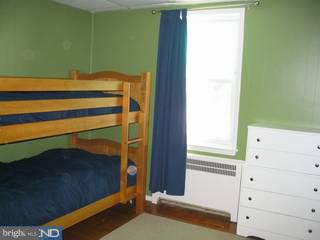113 Ashton Road Upper Darby, PA 19082 - Photo 5 of 6