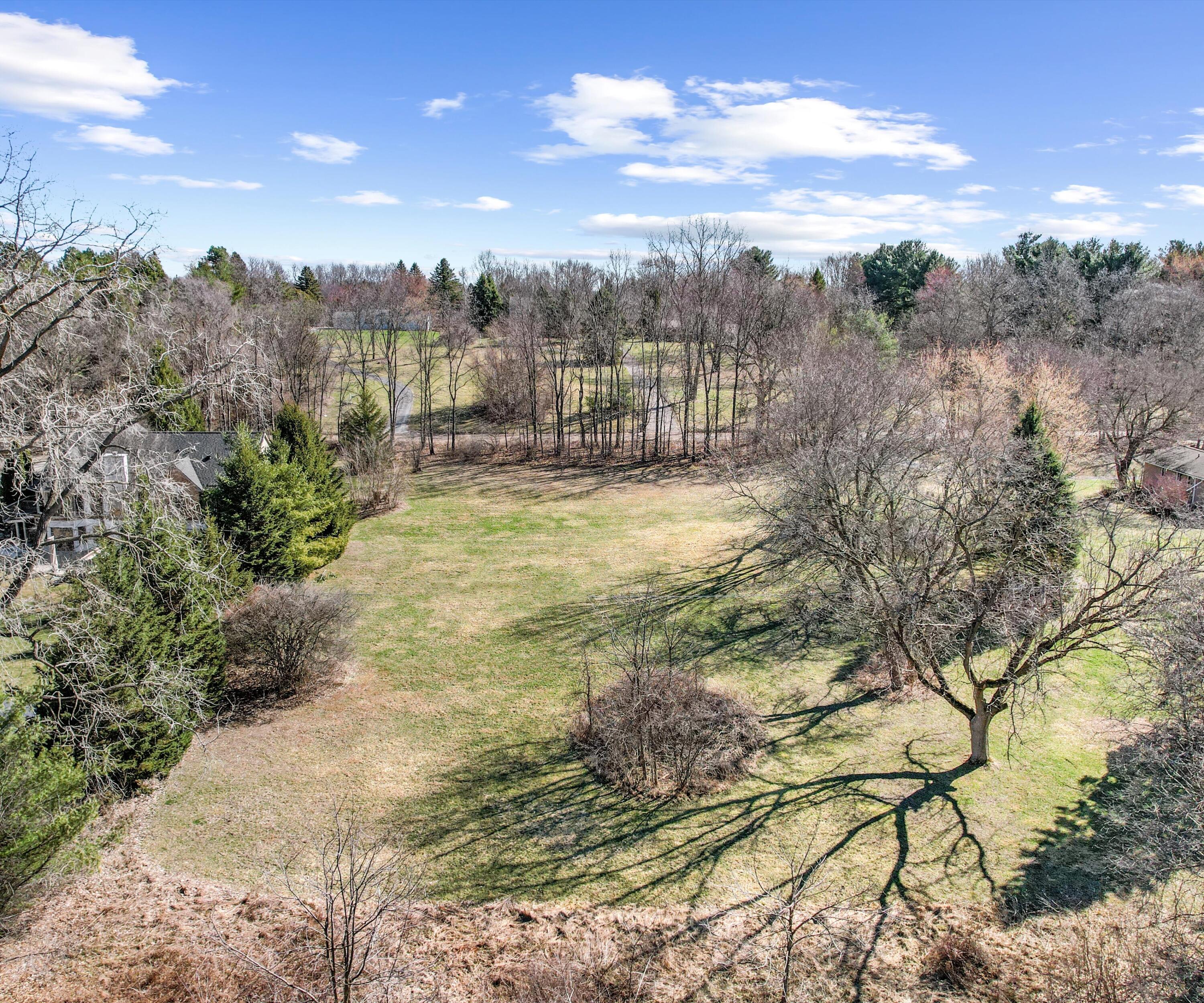 1480 Old Plank Road Milford, MI 48381 - Photo 4 of 23 The Benefit of this Milford Lot (1)