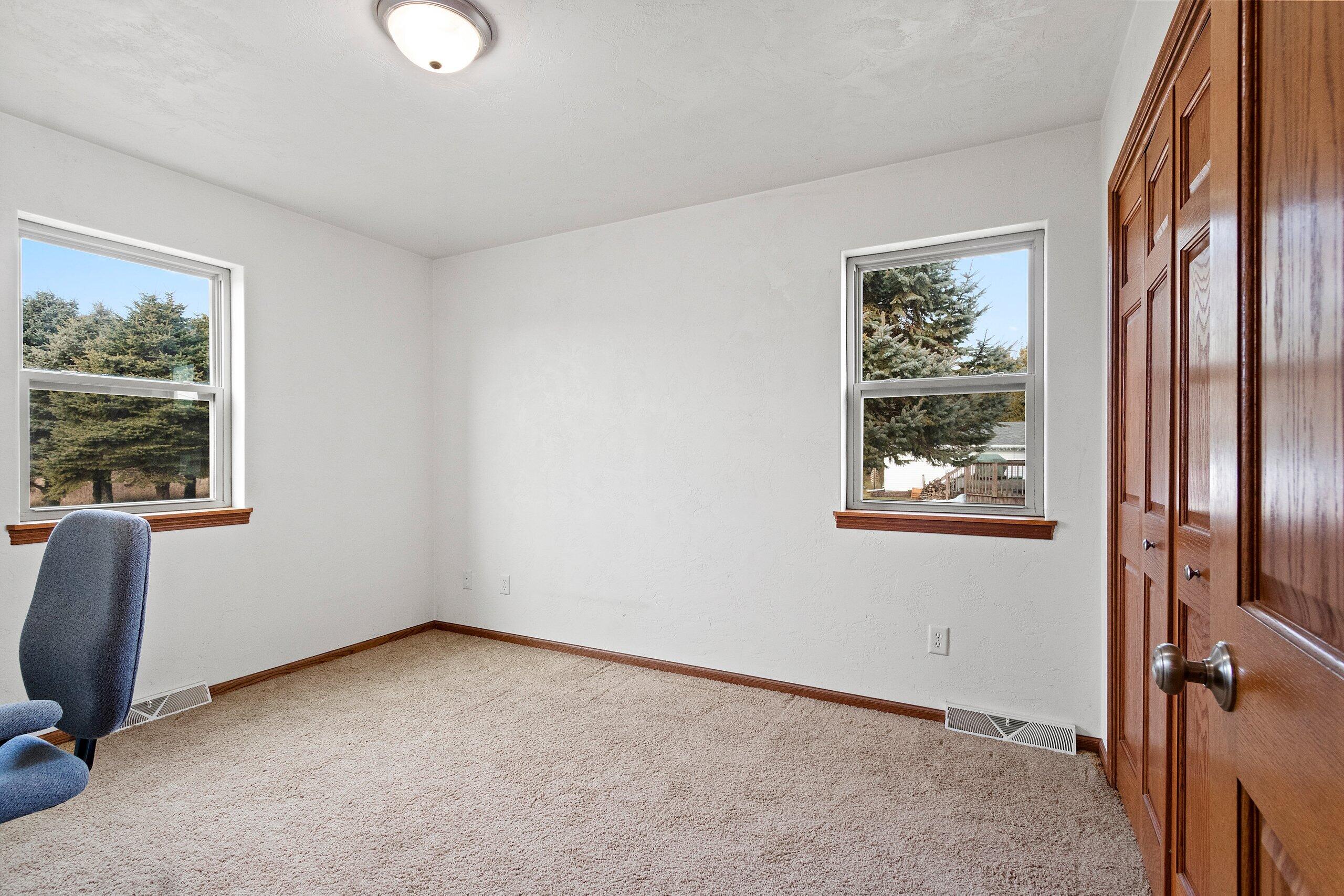 3006 South 19th Street Manitowoc, WI 54220 - Photo 24 of 38 bedroom #2