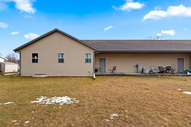 $269,000 | 3006 South 19th Street, Manitowoc, WI 54220