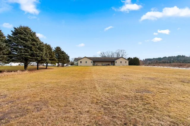 $269,000 | 3006 South 19th Street, Manitowoc, WI 54220