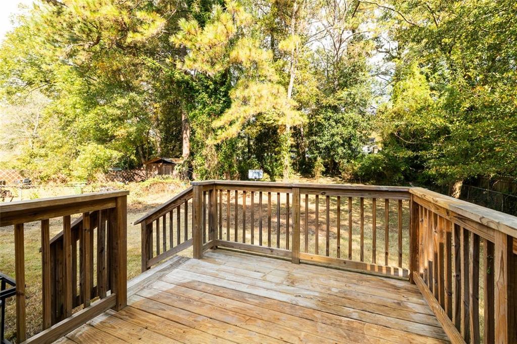 2833 Cardo Drive Northwest Atlanta, GA 30318 - Photo 19 of 24