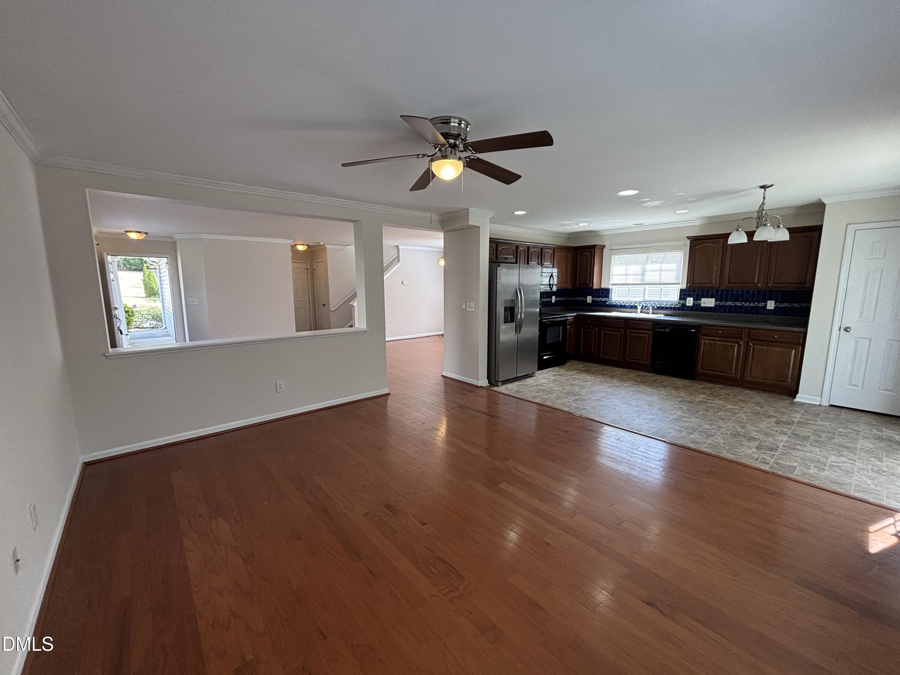 719 Obsidian Way Durham, NC 27703 - Photo 12 of 37 IMG_9636