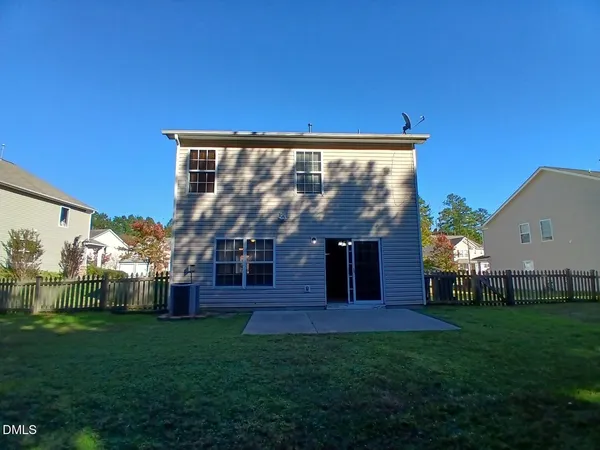 $1,995 | 719 Obsidian Way, Durham, NC 27703