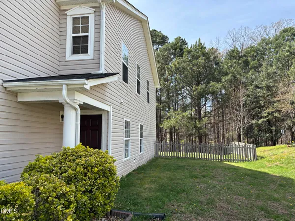 $1,995 | 719 Obsidian Way, Durham, NC 27703