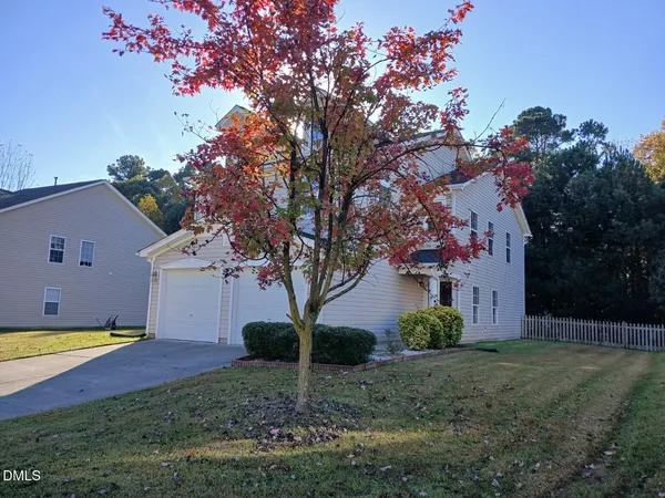 $1,995 | 719 Obsidian Way, Durham, NC 27703