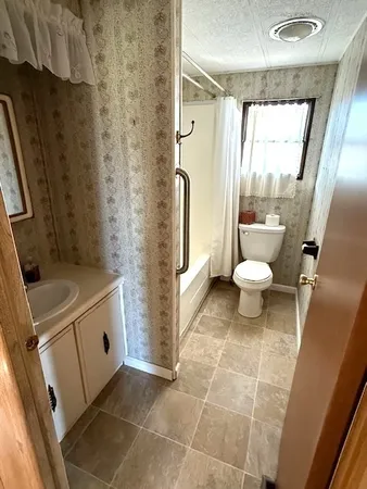 $119,000 | 136 North Washington Street, Sheffield, IL 61361