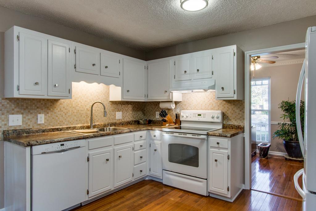 1421 Autumn Knoll Road Hermitage, TN 37076 - Photo 11 of 25 Gallery Image 11