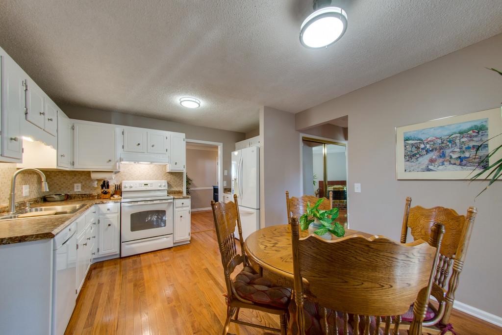 1421 Autumn Knoll Road Hermitage, TN 37076 - Photo 12 of 25 Gallery Image 12