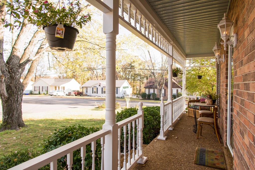 1421 Autumn Knoll Road Hermitage, TN 37076 - Photo 4 of 25 Gallery Image 4