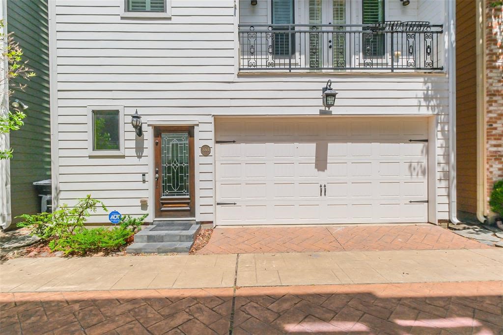 706 Allston Street, Unit B Houston, TX 77007 - Photo 1 of 33