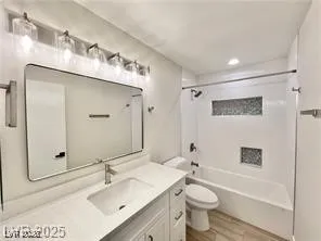 $2,100 | 8456 West Gilmore Avenue, Las Vegas, NV 89129