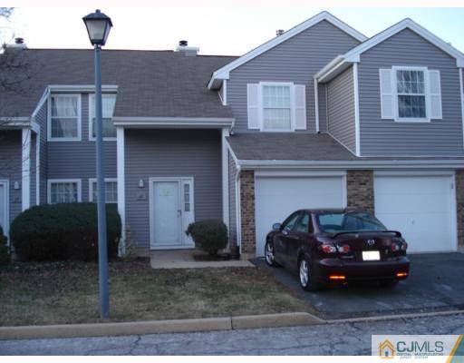 67 Renaissance Lane New Brunswick, NJ 08901 - Photo 1 of 5 Gallery Image 1