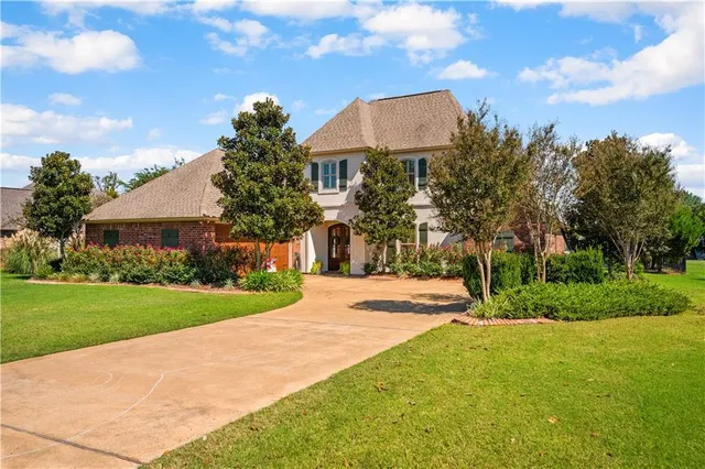 $560,000 | 308 St Francis Avenue, Natchitoches, LA 71457