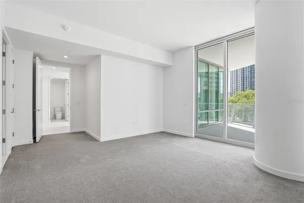 $12,000 | 400 Central Avenue, Unit 301, St. Petersburg, FL 33701