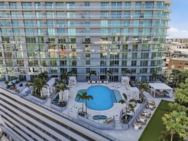 $12,000 | 400 Central Avenue, Unit 301, St. Petersburg, FL 33701