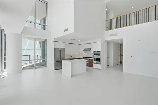 $12,000 | 400 Central Avenue, Unit 301, St. Petersburg, FL 33701