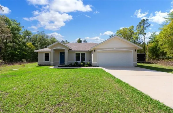 $294,900 | 8 Guava Pass, Ocklawaha, FL 32179